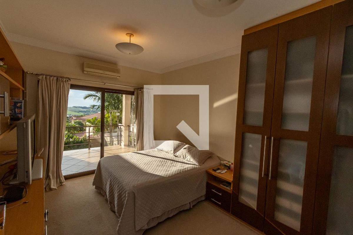 Casa à Venda - Lot. Alphaville Campinas , 4 Quartos,  520 m2 em , Campinas - sp | SoloBR