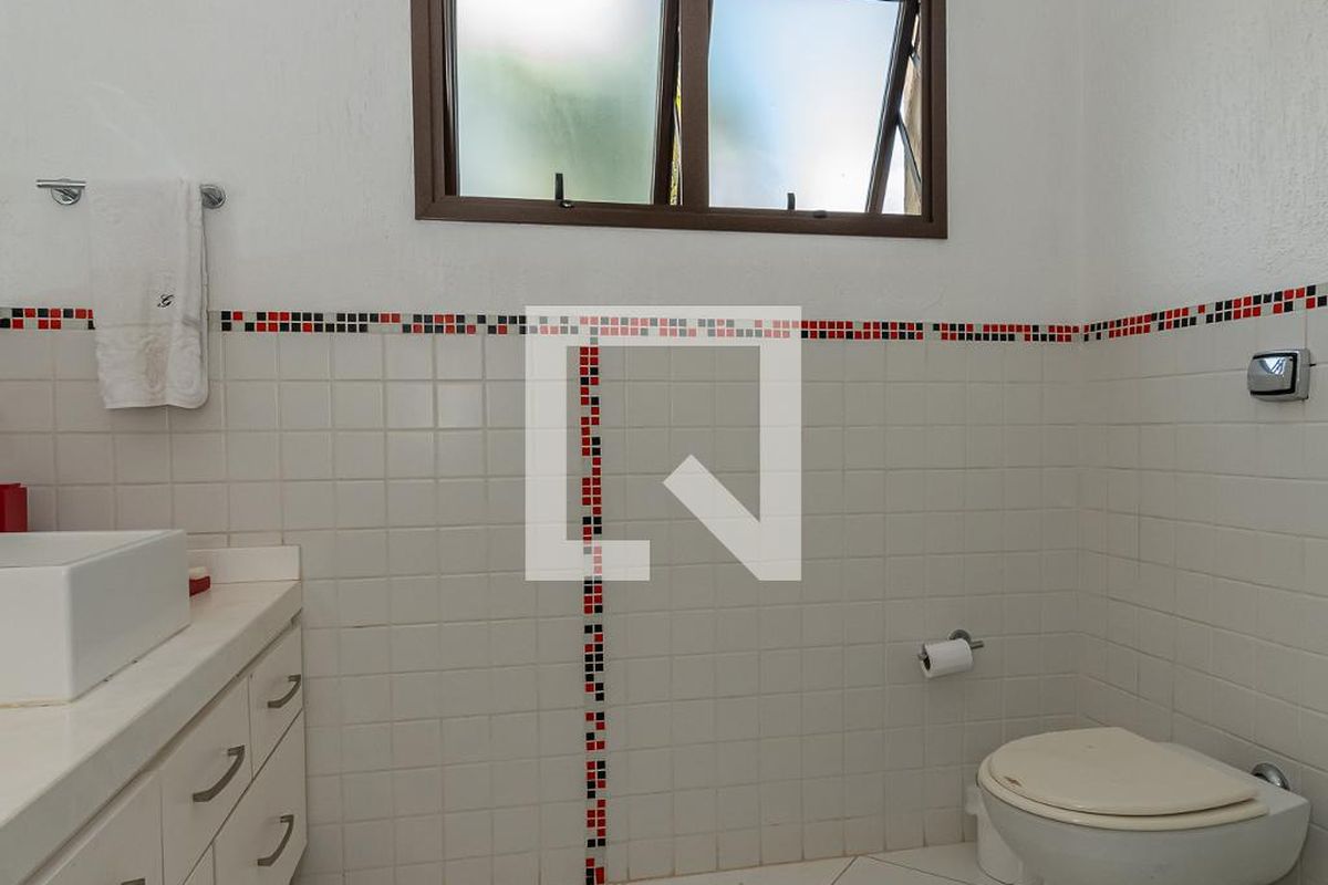 Casa à Venda - Lot. Alphaville Campinas , 4 Quartos,  520 m2 em , Campinas - sp | SoloBR