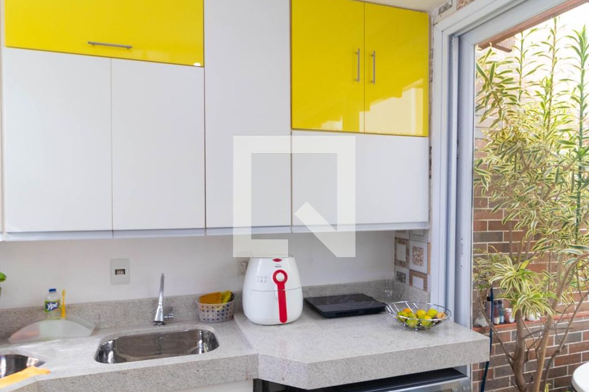Casa à Venda - Mansões Santo Antônio, 2 Quartos,  150 m2 em , Campinas - sp | SoloBR