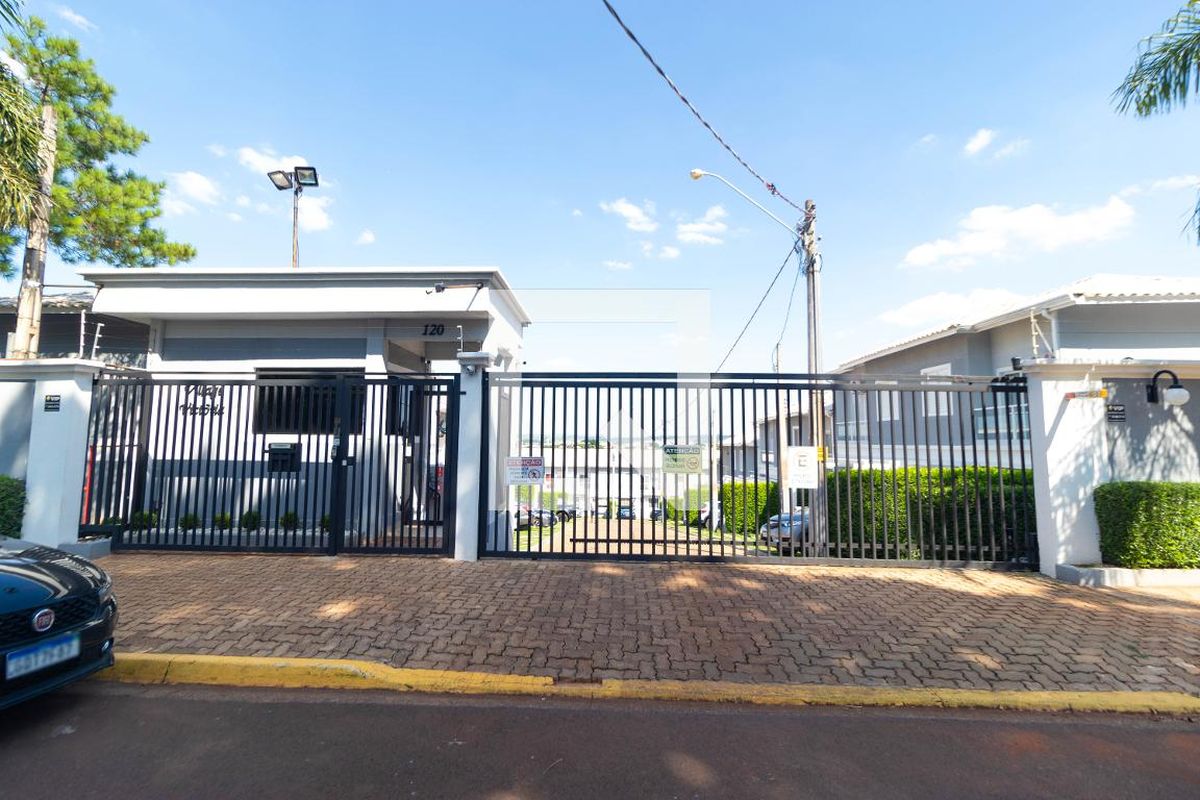 Casa à Venda - Mansões Santo Antônio, 2 Quartos,  150 m2 em , Campinas - sp | SoloBR