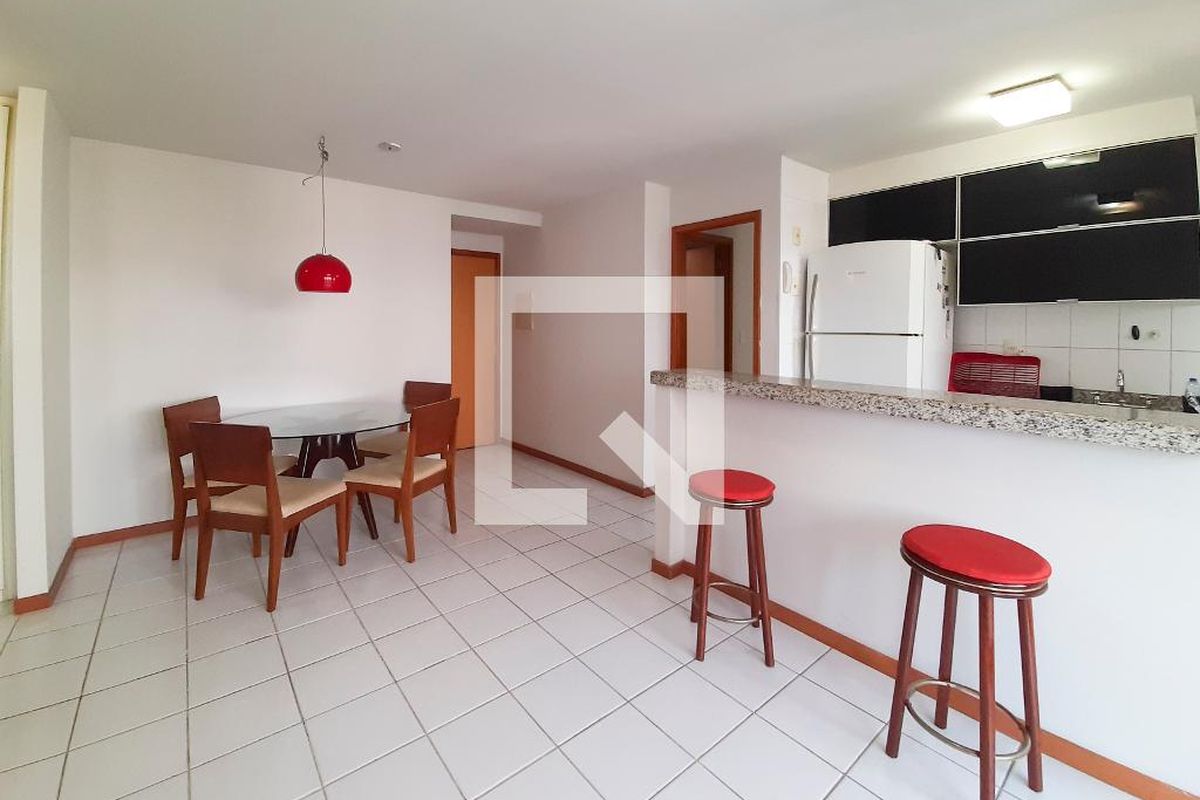 Apartamento, 2 quartos, 70 m² - Foto 2
