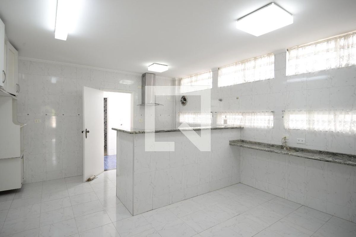 Casa, 3 quartos, 230 m² - Foto 106
