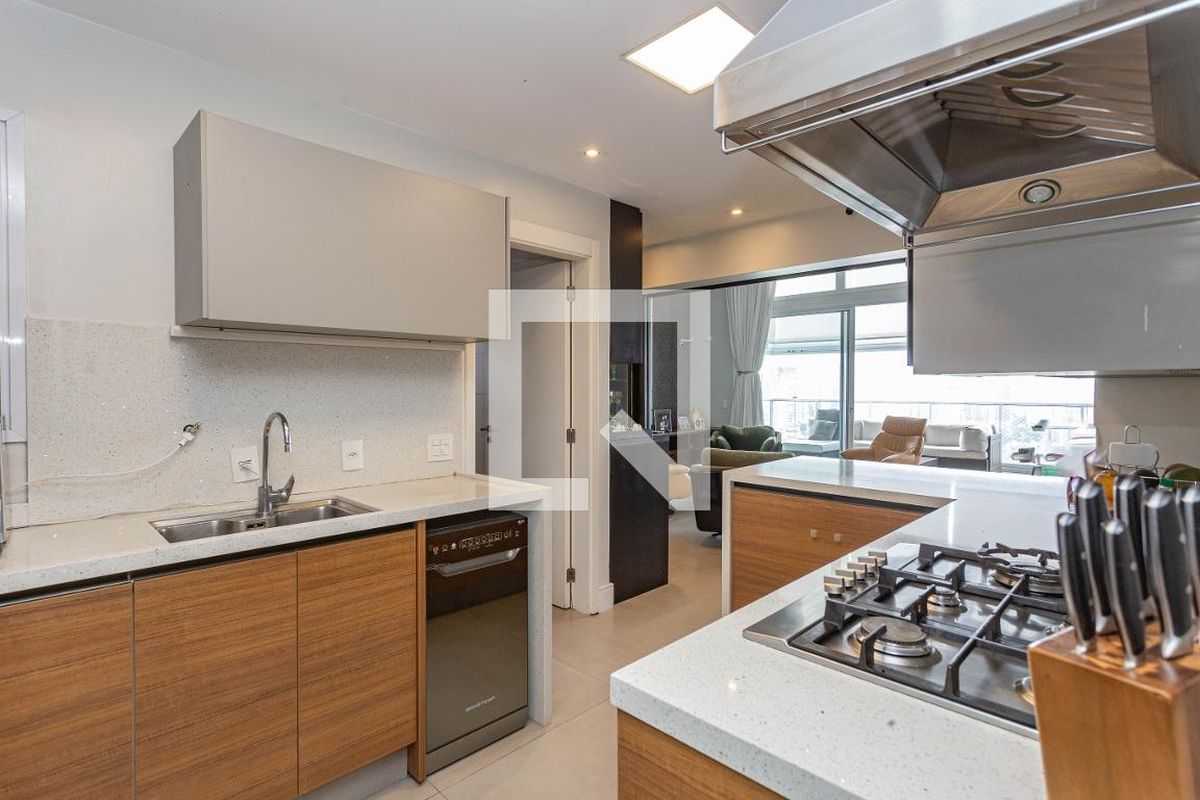 Apartamento, 3 quartos, 214 m² - Foto 46