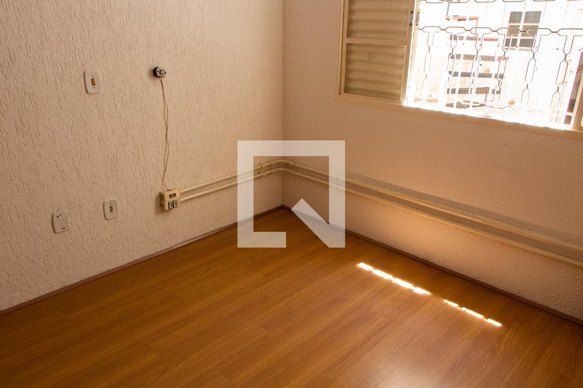 Casa à Venda - Bosque, 3 Quartos,  228 m2 em , Campinas - sp | SoloBR