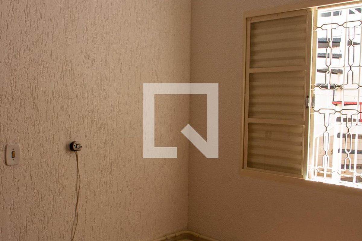 Casa à Venda - Bosque, 3 Quartos,  228 m2 em , Campinas - sp | SoloBR