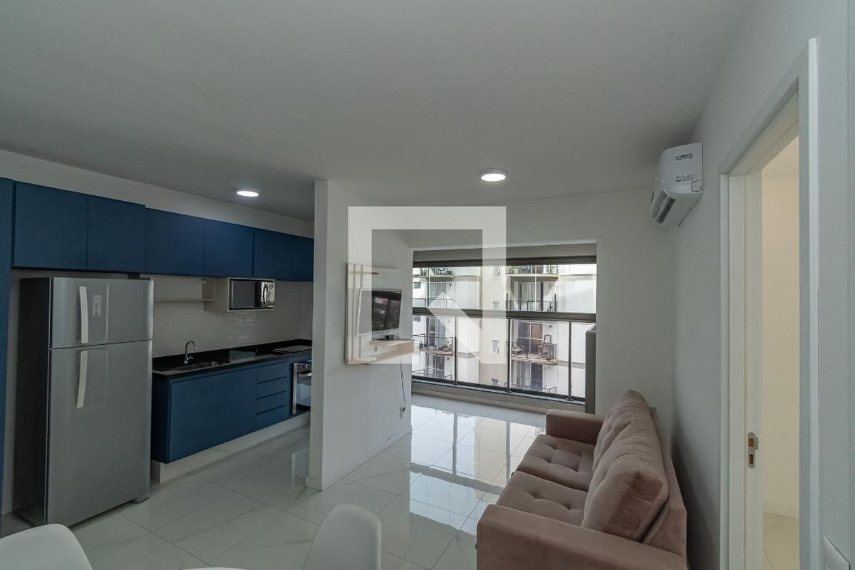 Apartamento à Venda - Cambuí, 1 Quarto,  42 m2 em , Campinas - sp | SoloBR