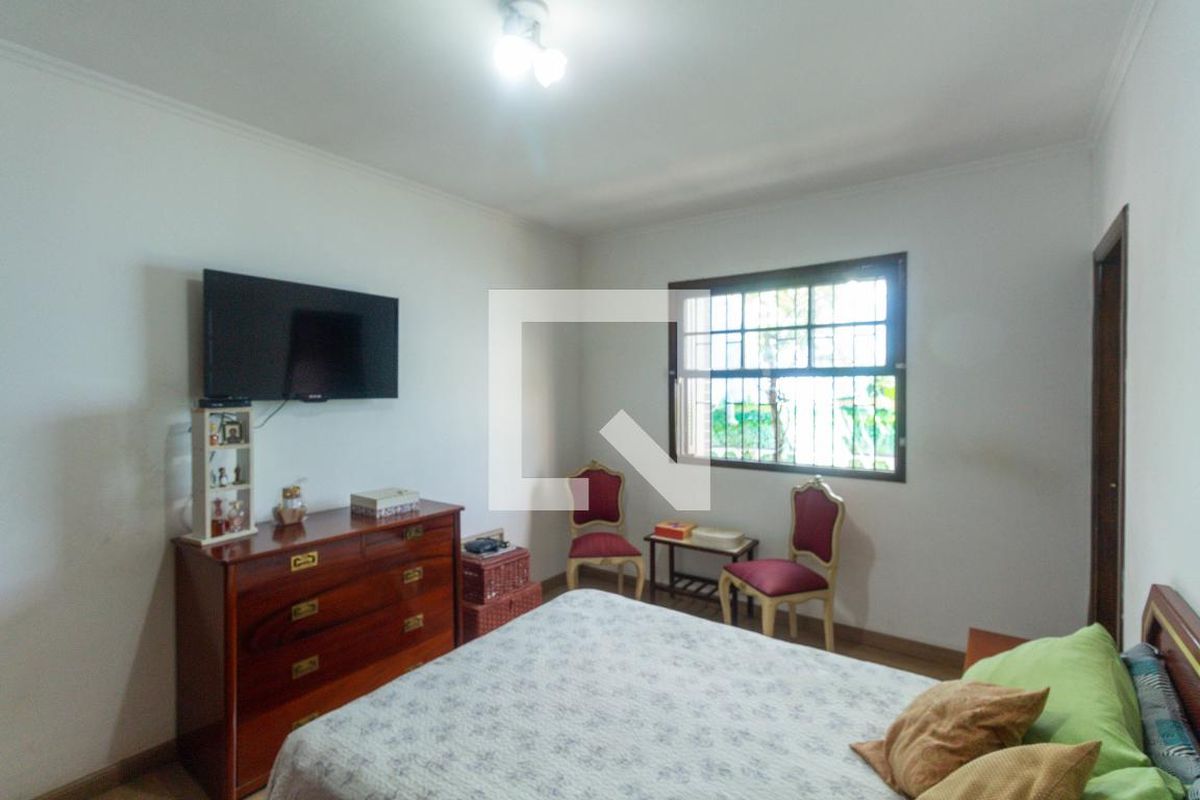 Casa, 3 quartos, 250 m² - Foto 22
