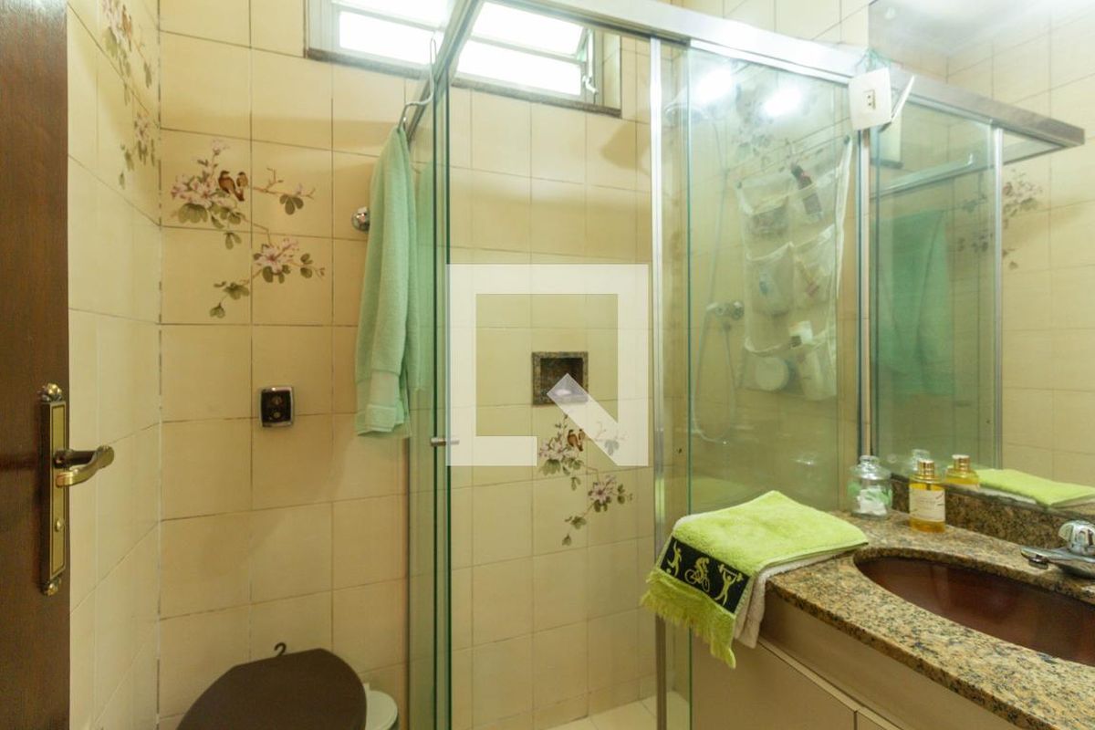 Casa, 3 quartos, 250 m² - Foto 44