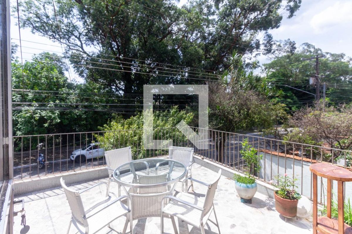 Casa, 3 quartos, 250 m² - Foto 16