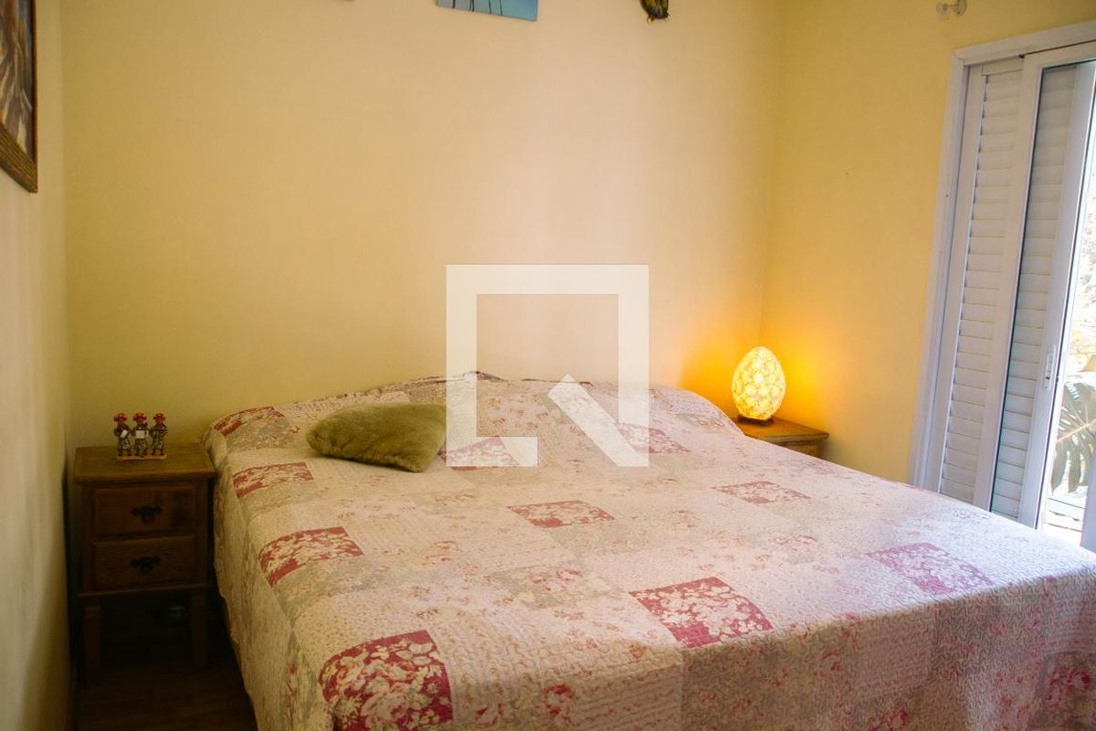 Casa, 3 quartos, 200 m² - Foto 16