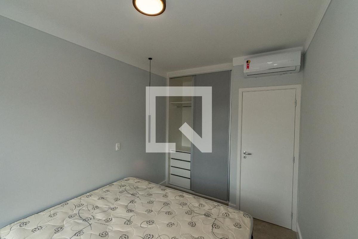 Apartamento à Venda - Bosque, 1 Quarto,  45 m2 em , Campinas - sp | SoloBR