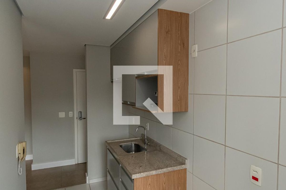 Apartamento à Venda - Bosque, 1 Quarto,  45 m2 em , Campinas - sp | SoloBR