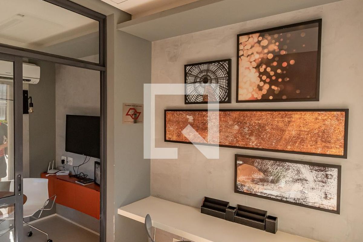 Apartamento à Venda - Bosque, 1 Quarto,  45 m2 em , Campinas - sp | SoloBR