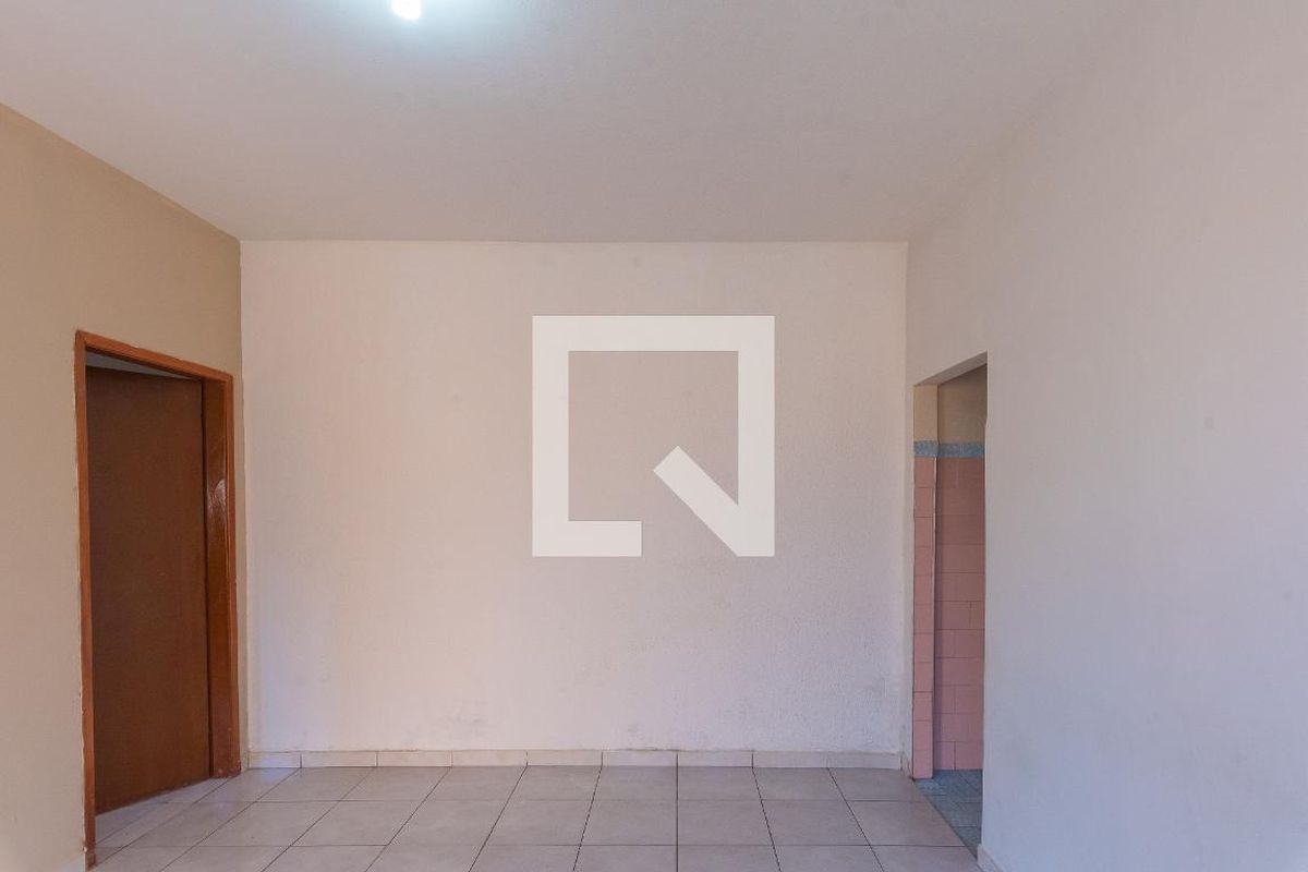 Casa à Venda - Jardim do Lago, 3 Quartos,  360 m2 em , Campinas - sp | SoloBR