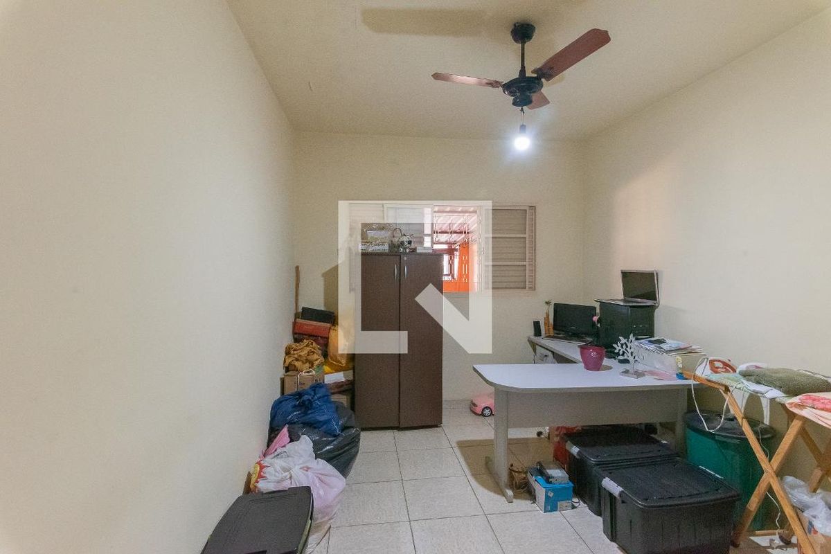 Casa à Venda - Jardim do Lago, 3 Quartos,  360 m2 em , Campinas - sp | SoloBR