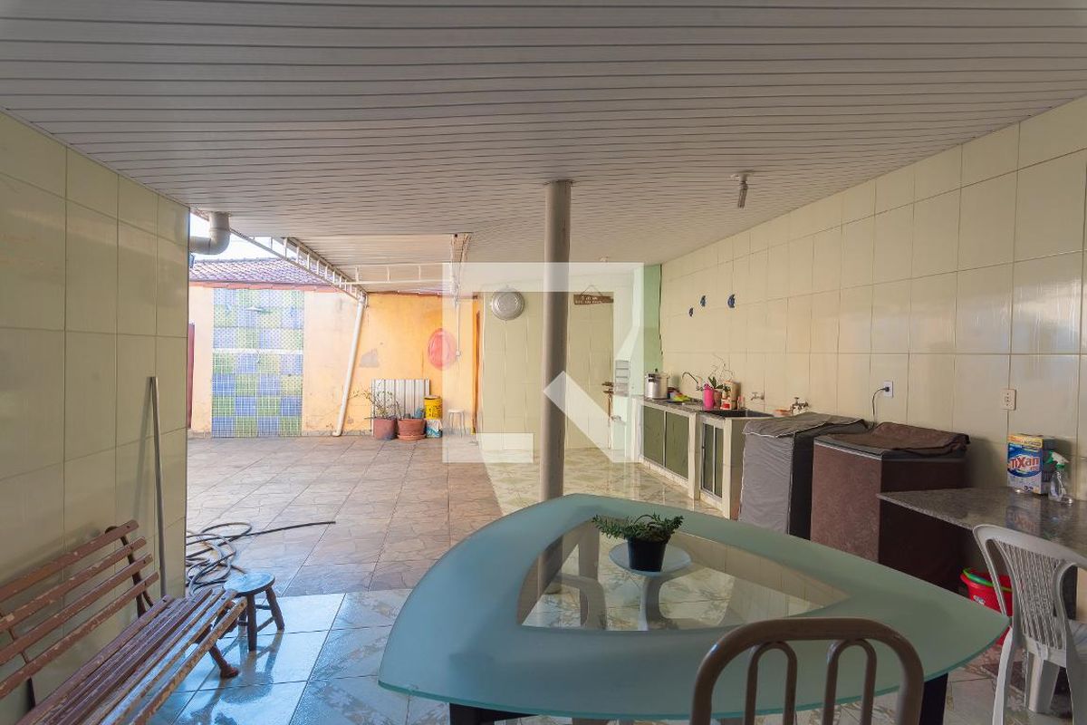 Casa à Venda - Jardim do Lago, 3 Quartos,  360 m2 em , Campinas - sp | SoloBR
