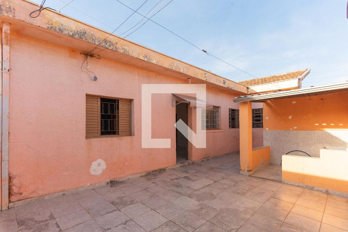 Casa à Venda - Jardim do Lago, 3 Quartos,  360 m2 em , Campinas - sp | SoloBR