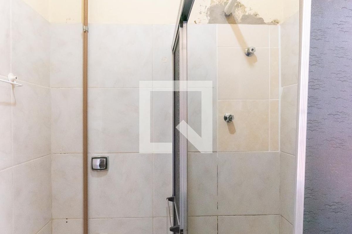 Casa à Venda - Jardim do Lago, 3 Quartos,  360 m2 em , Campinas - sp | SoloBR