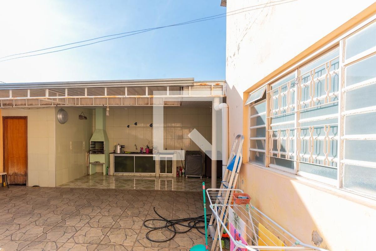 Casa à Venda - Jardim do Lago, 3 Quartos,  360 m2 em , Campinas - sp | SoloBR