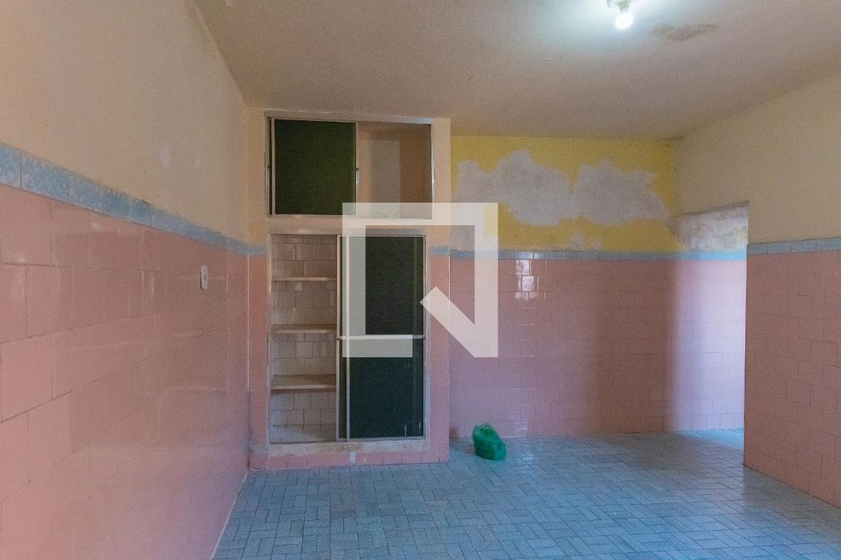 Casa à Venda - Jardim do Lago, 3 Quartos,  360 m2 em , Campinas - sp | SoloBR
