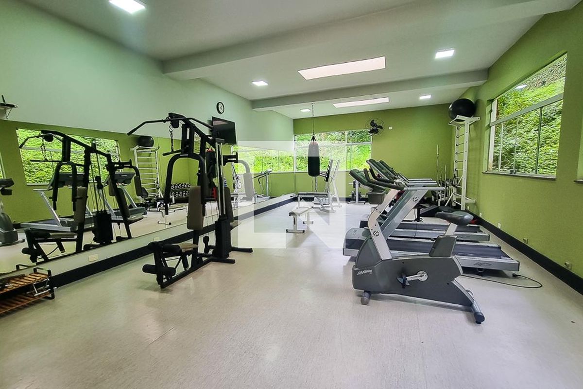 Apartamento, 3 quartos, 200 m² - Foto 184