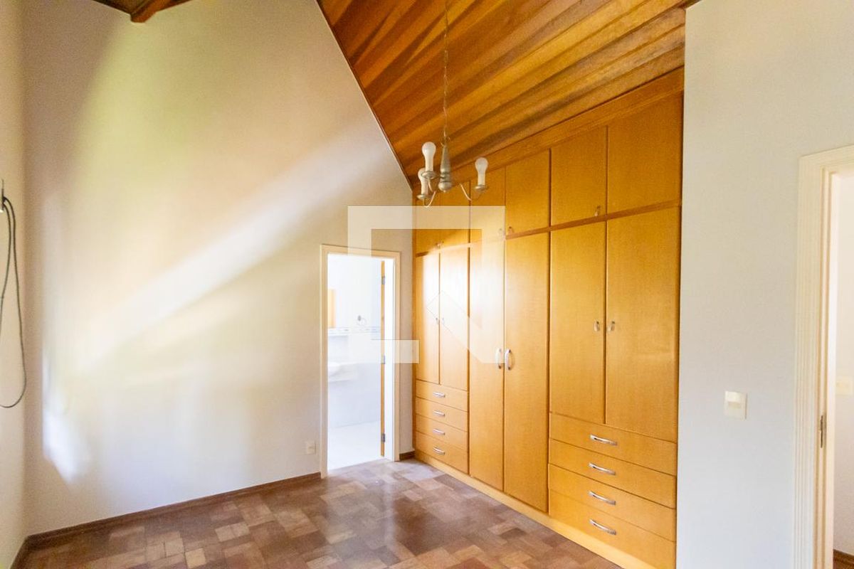 Casa à Venda - Lot. Alphaville Campinas, 3 Quartos,  330 m2 em , Campinas - sp | SoloBR