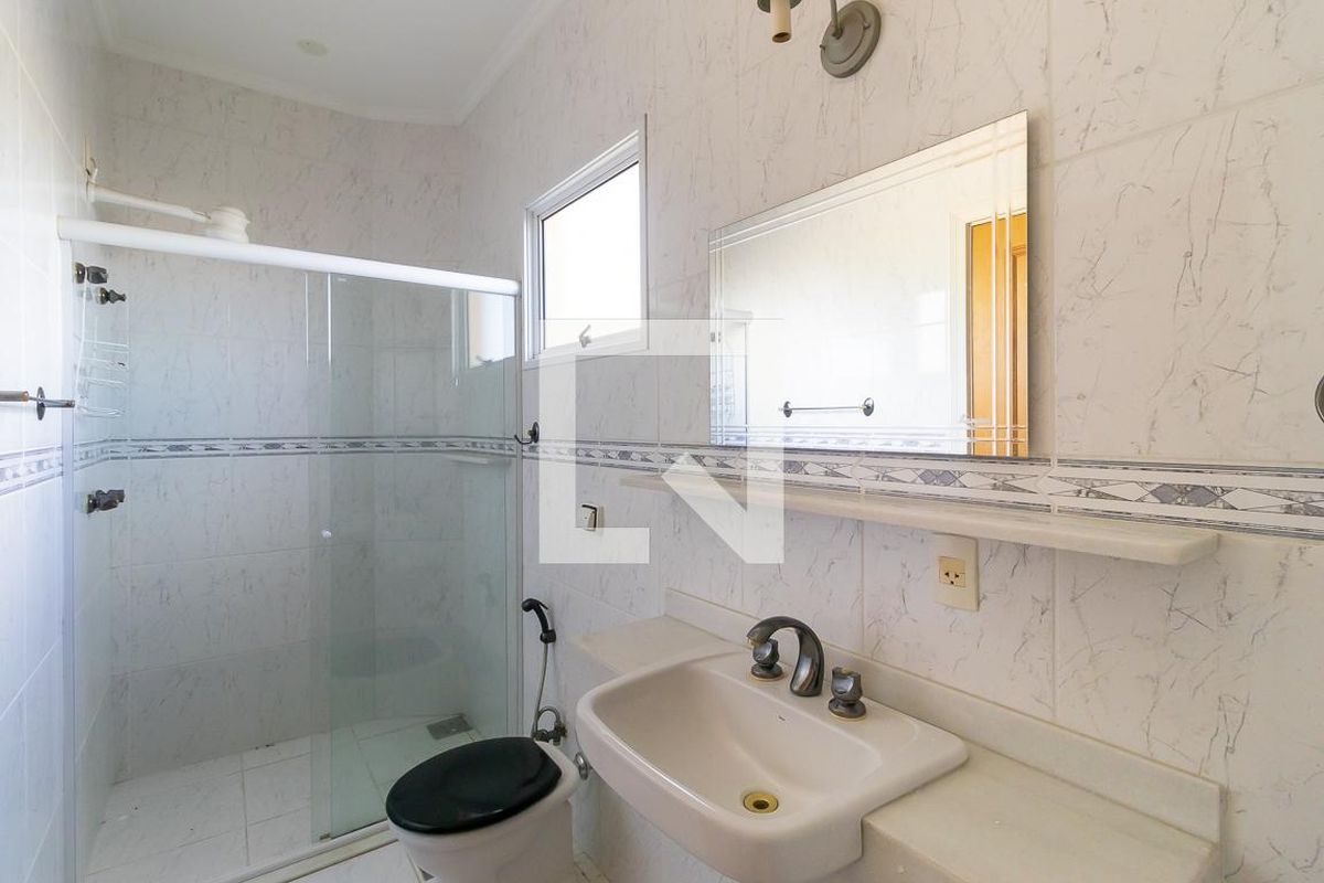 Casa à Venda - Lot. Alphaville Campinas, 3 Quartos,  330 m2 em , Campinas - sp | SoloBR