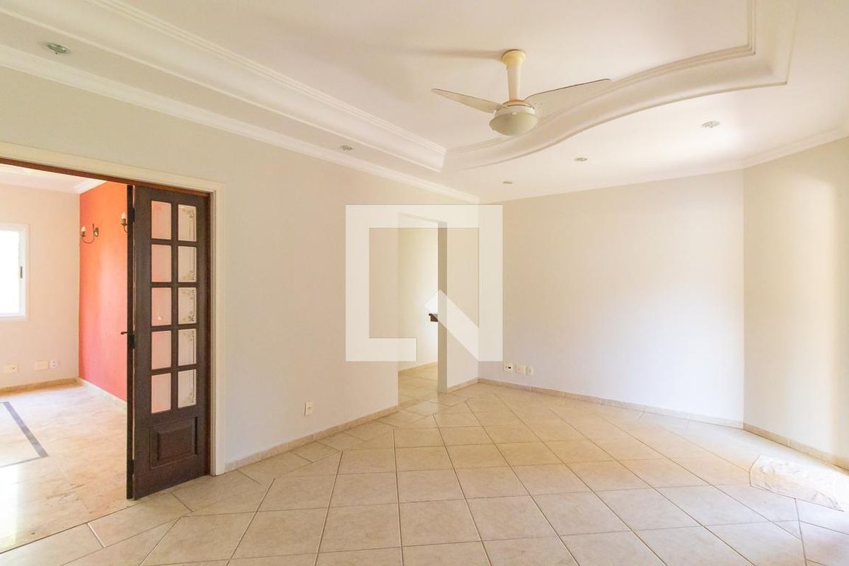 Casa à Venda - Lot. Alphaville Campinas, 3 Quartos,  330 m2 em , Campinas - sp | SoloBR