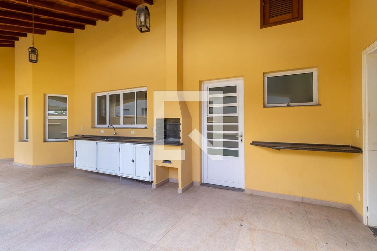 Casa à Venda - Lot. Alphaville Campinas, 3 Quartos,  330 m2 em , Campinas - sp | SoloBR