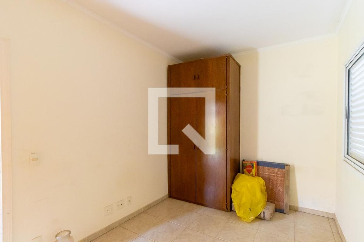Casa à Venda - Lot. Alphaville Campinas, 3 Quartos,  330 m2 em , Campinas - sp | SoloBR