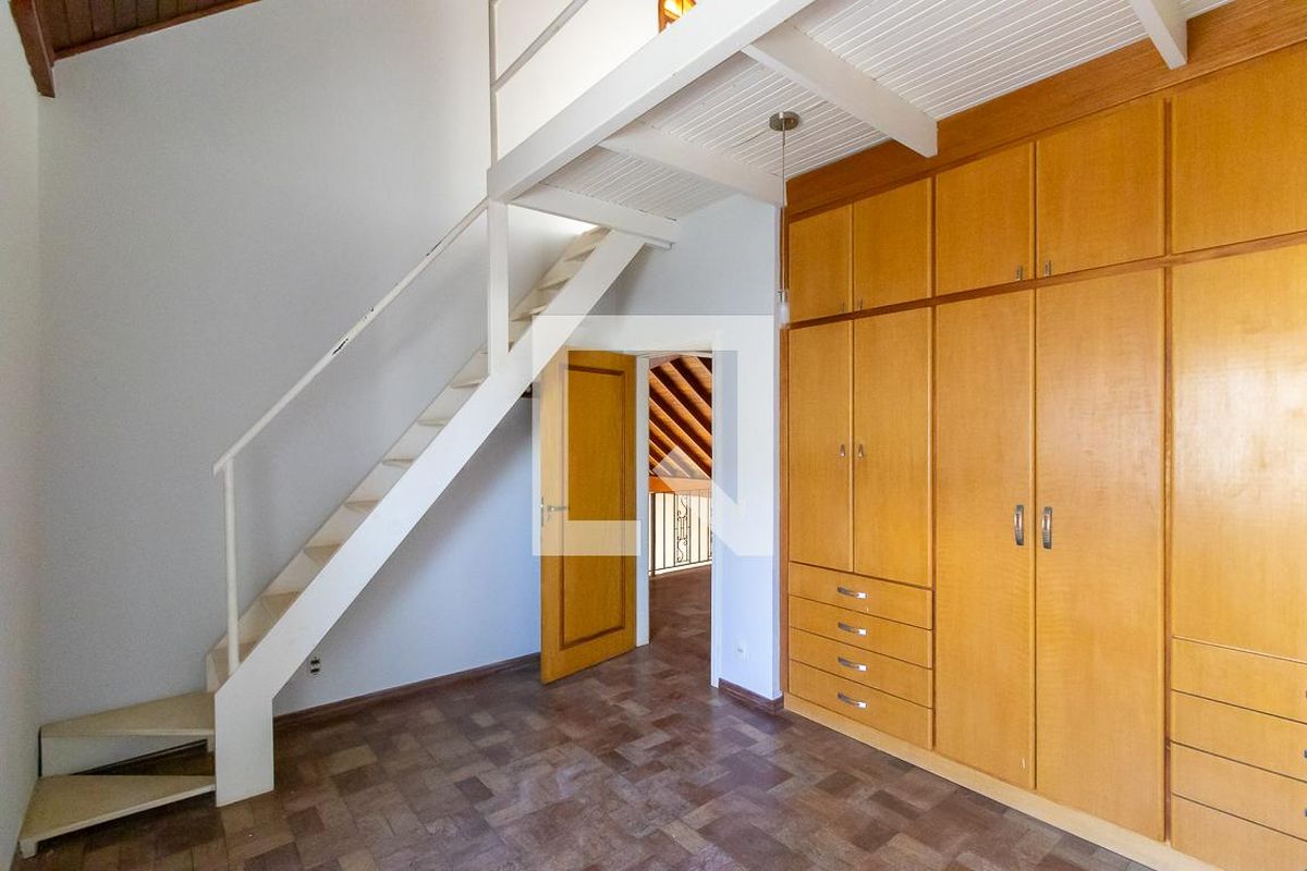 Casa à Venda - Lot. Alphaville Campinas, 3 Quartos,  330 m2 em , Campinas - sp | SoloBR