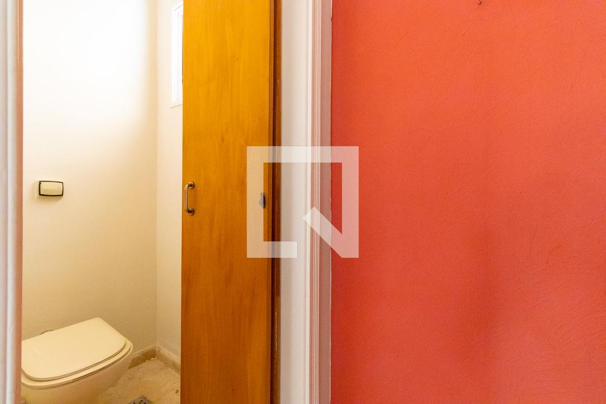 Casa à Venda - Lot. Alphaville Campinas, 3 Quartos,  330 m2 em , Campinas - sp | SoloBR