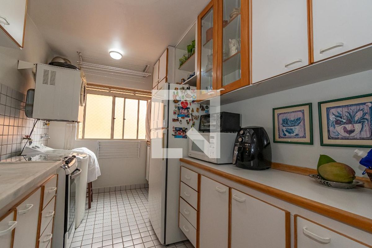 Apartamento à Venda - Jardim Flamboyant, 3 Quartos,  75 m2 em , Campinas - sp | SoloBR