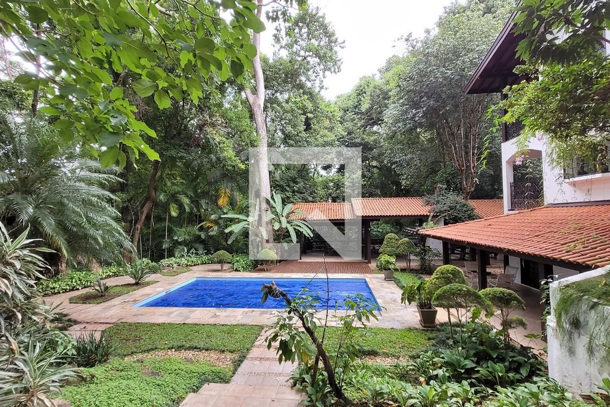 Casa à Venda - Jardim Santana, 5 Quartos,  2234 m2 em , Campinas - sp | SoloBR