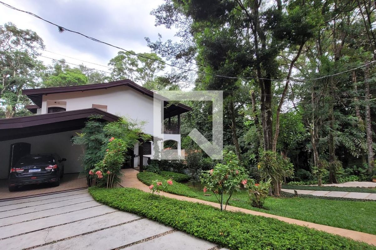 Casa à Venda - Jardim Santana, 5 Quartos,  2234 m2 em , Campinas - sp | SoloBR
