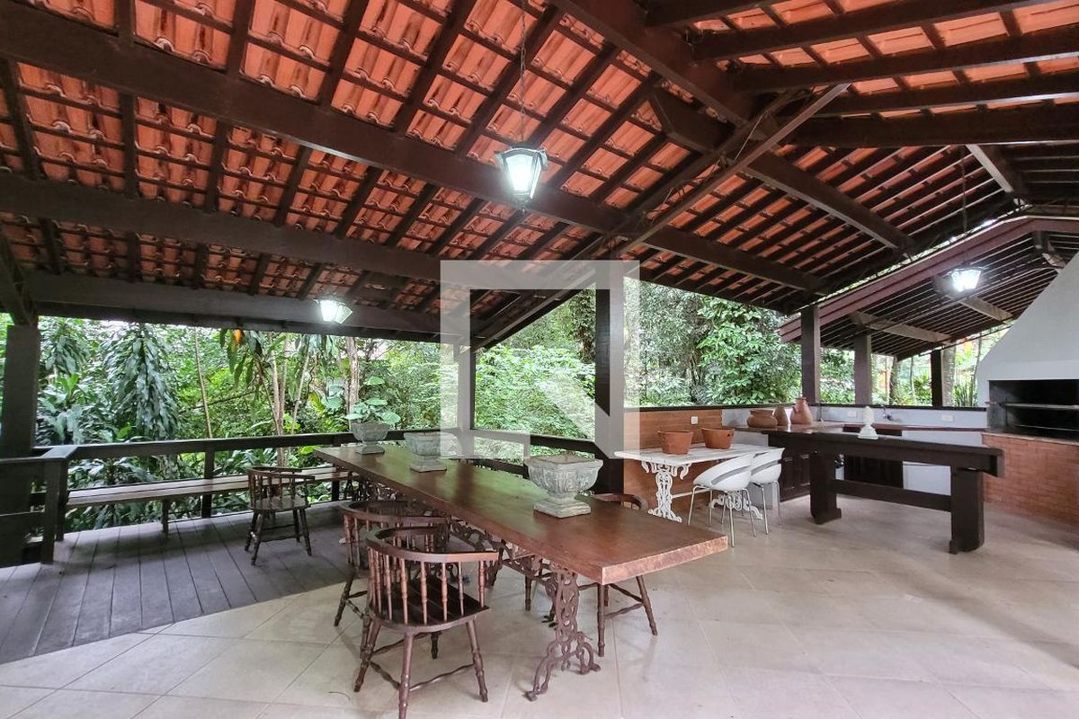 Casa à Venda - Jardim Santana, 5 Quartos,  2234 m2 em , Campinas - sp | SoloBR