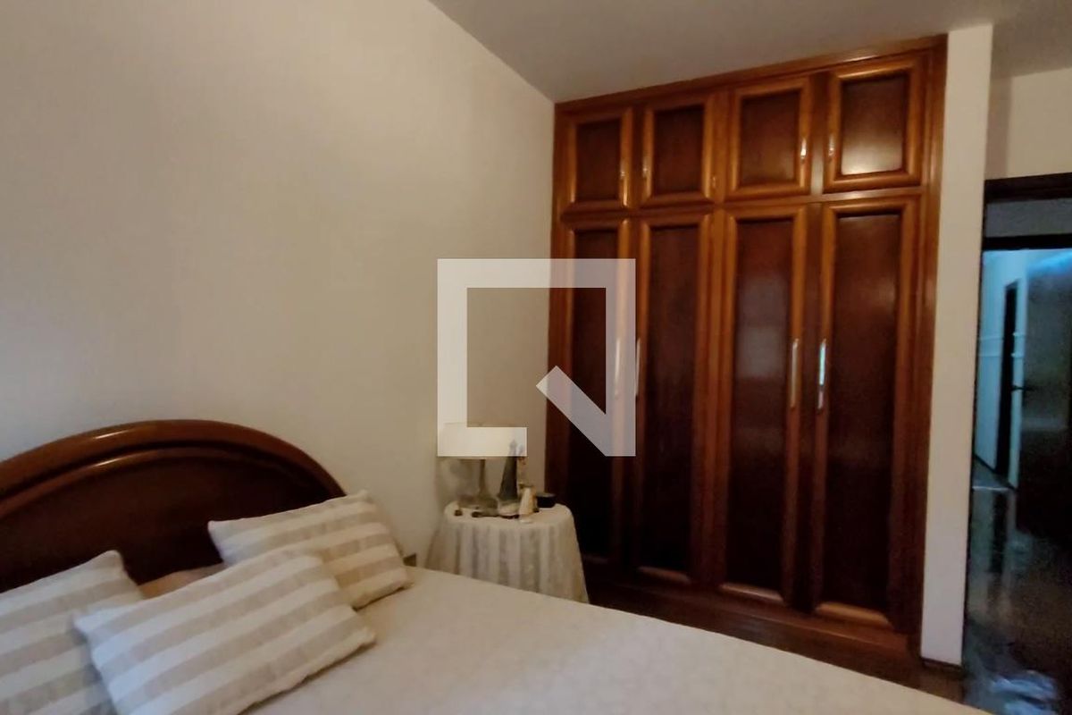 Casa à Venda - Jardim Santana, 5 Quartos,  2234 m2 em , Campinas - sp | SoloBR