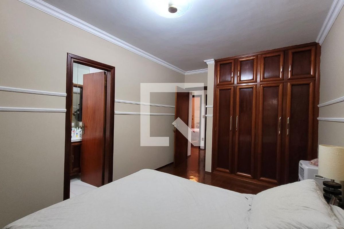 Casa à Venda - Jardim Santana, 5 Quartos,  2234 m2 em , Campinas - sp | SoloBR