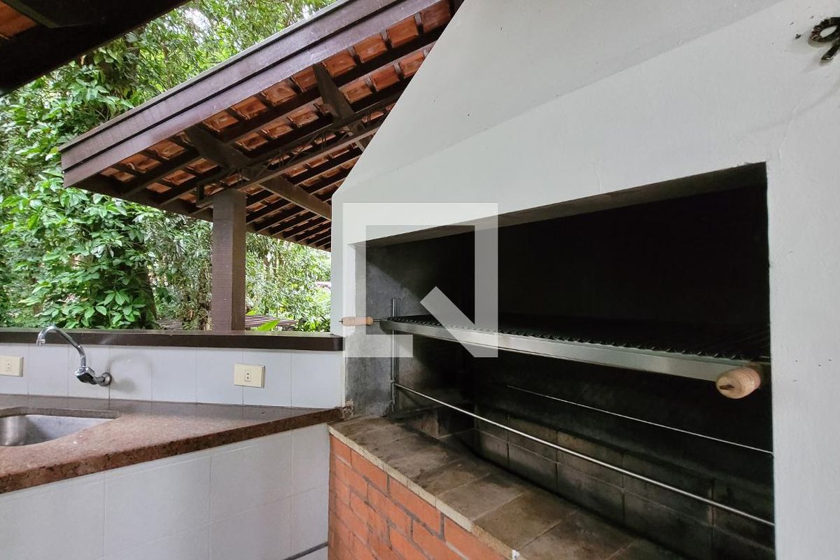 Casa à Venda - Jardim Santana, 5 Quartos,  2234 m2 em , Campinas - sp | SoloBR