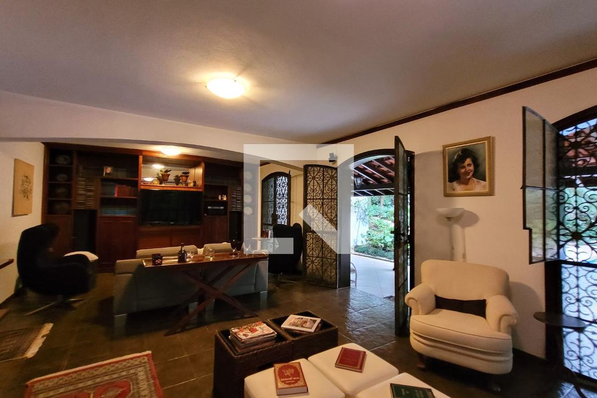 Casa à Venda - Jardim Santana, 5 Quartos,  2234 m2 em , Campinas - sp | SoloBR