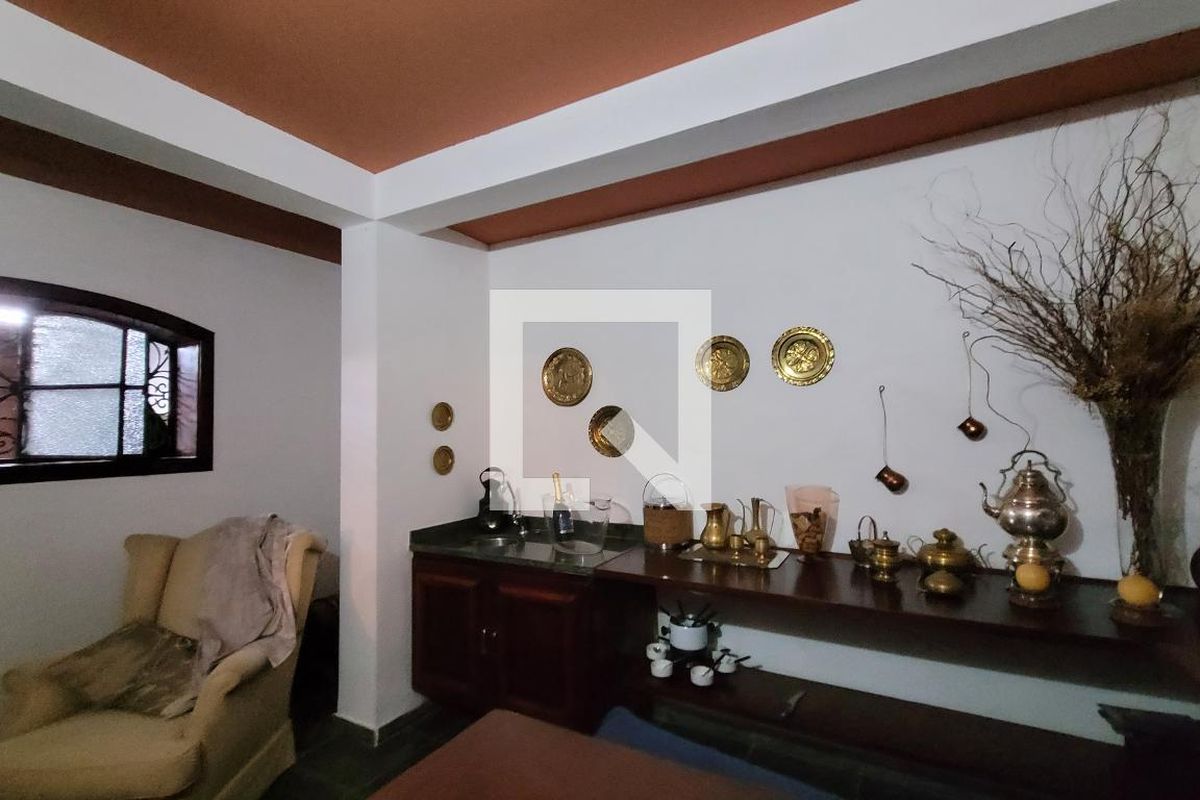 Casa à Venda - Jardim Santana, 5 Quartos,  2234 m2 em , Campinas - sp | SoloBR