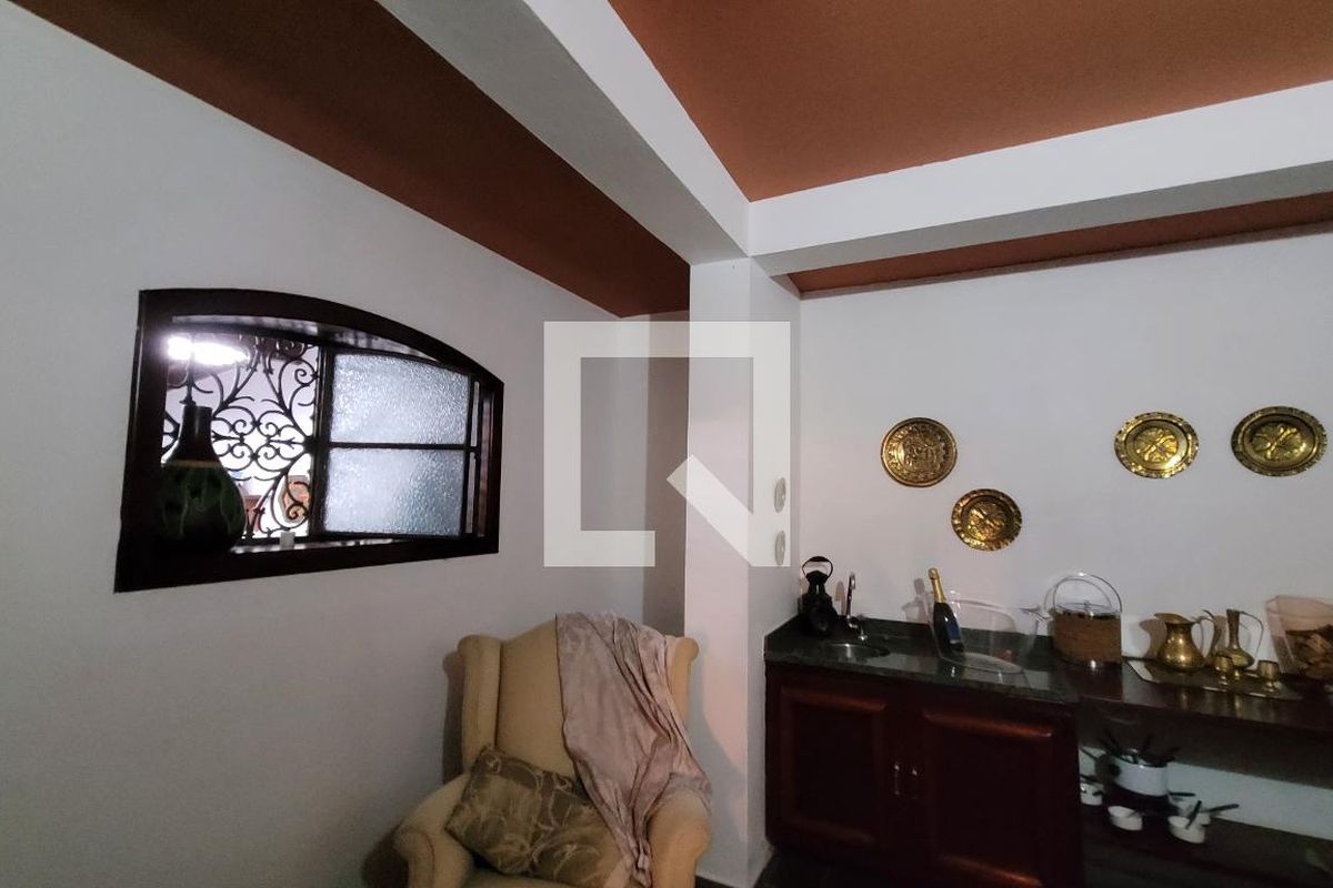 Casa à Venda - Jardim Santana, 5 Quartos,  2234 m2 em , Campinas - sp | SoloBR