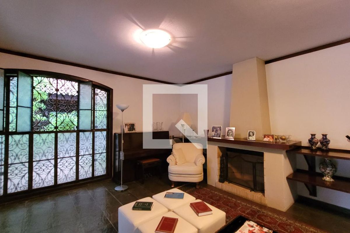 Casa à Venda - Jardim Santana, 5 Quartos,  2234 m2 em , Campinas - sp | SoloBR