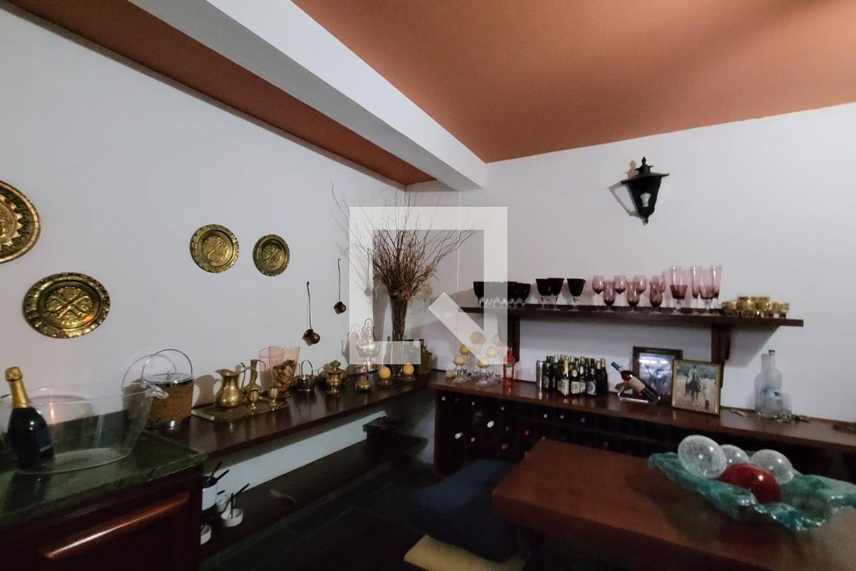 Casa à Venda - Jardim Santana, 5 Quartos,  2234 m2 em , Campinas - sp | SoloBR