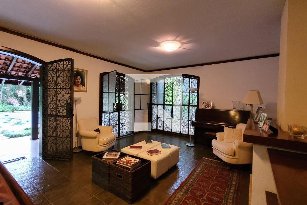Casa à Venda - Jardim Santana, 5 Quartos,  2234 m2 em , Campinas - sp | SoloBR