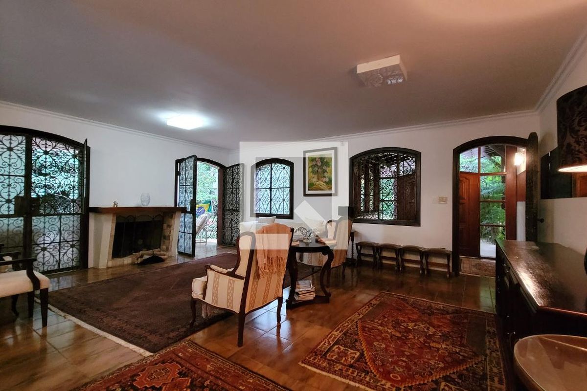 Casa à Venda - Jardim Santana, 5 Quartos,  2234 m2 em , Campinas - sp | SoloBR
