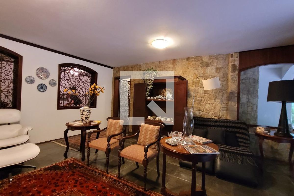 Casa à Venda - Jardim Santana, 5 Quartos,  2234 m2 em , Campinas - sp | SoloBR