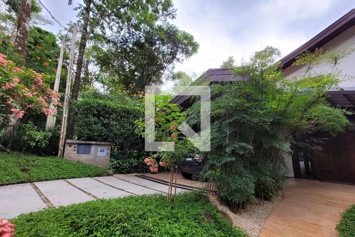 Casa à Venda - Jardim Santana, 5 Quartos,  2234 m2 em , Campinas - sp | SoloBR