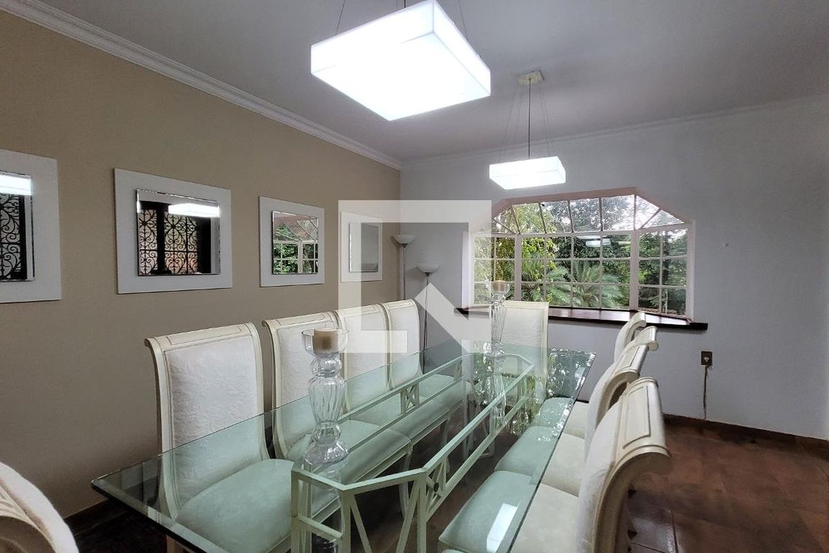 Casa à Venda - Jardim Santana, 5 Quartos,  2234 m2 em , Campinas - sp | SoloBR