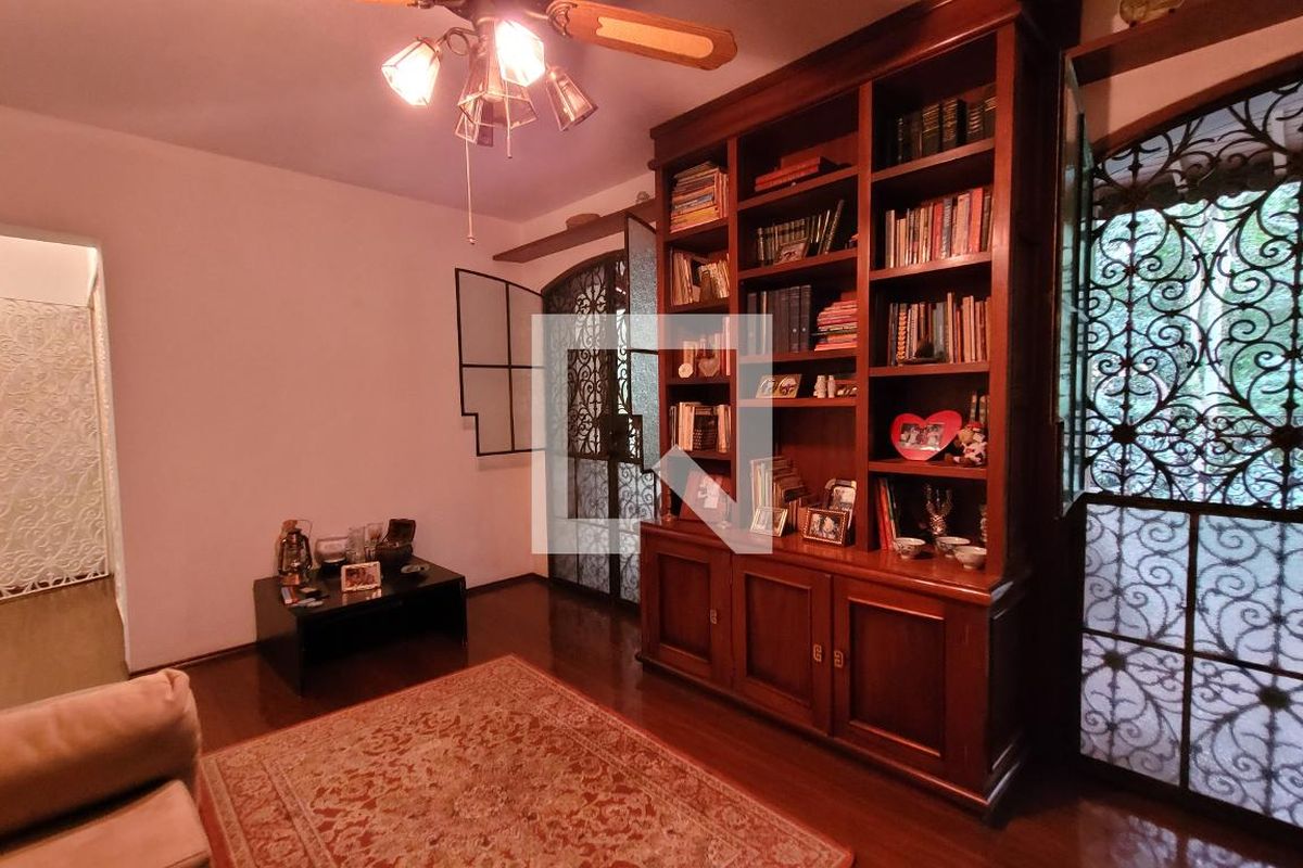 Casa à Venda - Jardim Santana, 5 Quartos,  2234 m2 em , Campinas - sp | SoloBR